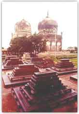 Qutb shahi tombs